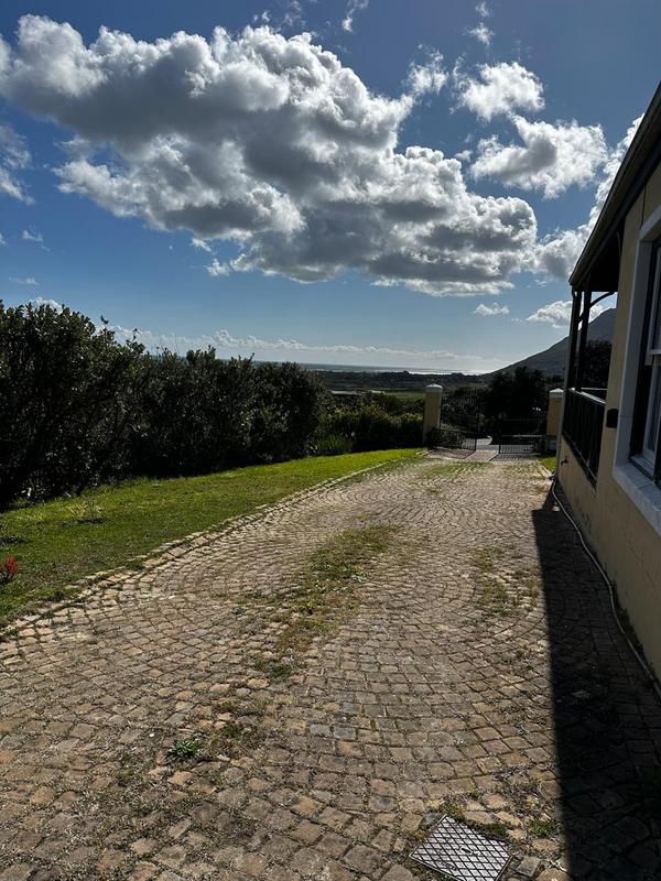 7 Bedroom Property for Sale in Crofters Valley Western Cape